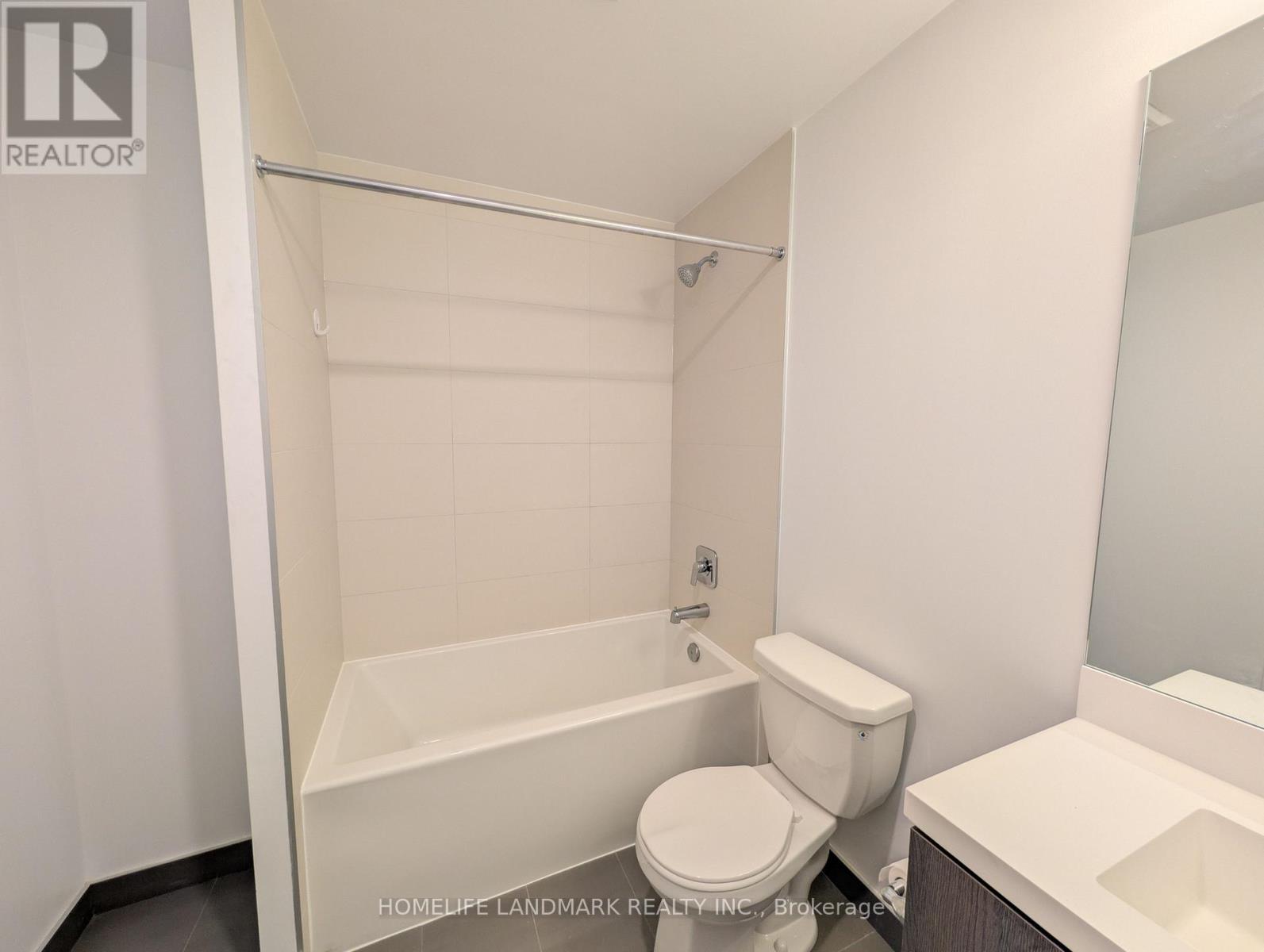 2211 - 50 Dunfield Avenue, Toronto, Ontario  M4S 0E4 - Photo 9 - C12874234