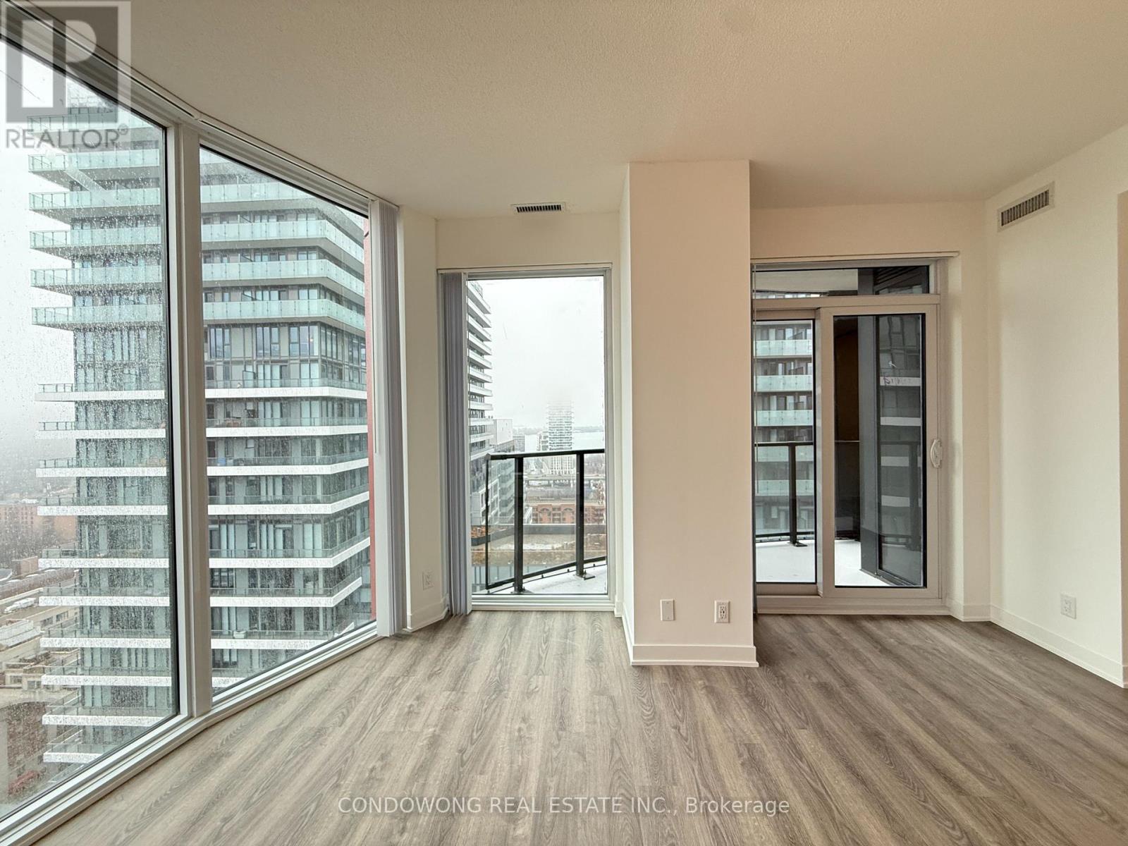 2606 - 180 Front Street E, Toronto, Ontario  M5A 0A9 - Photo 5 - C12874238