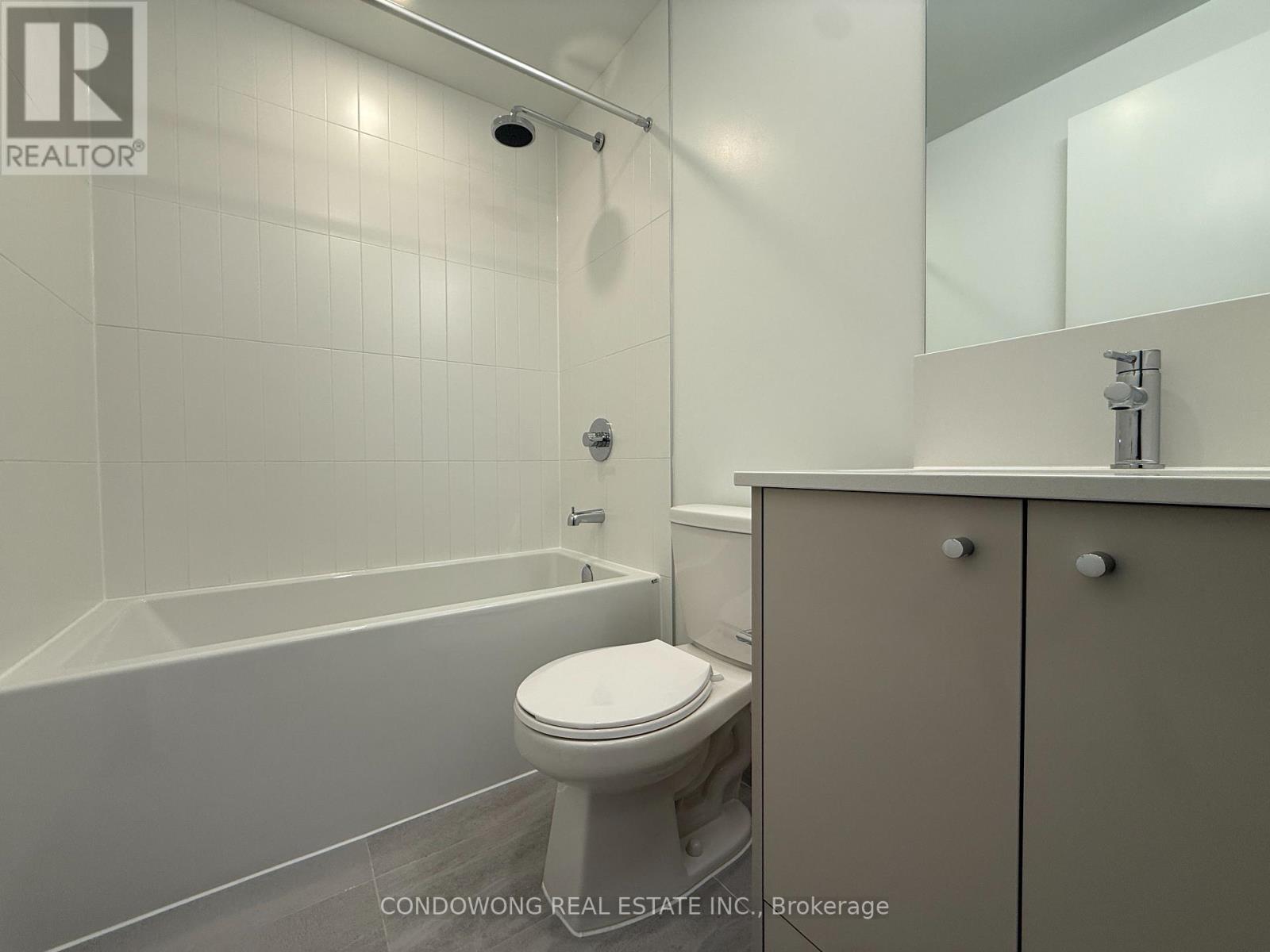 742 - 30 Dreamers Way, Toronto, Ontario  M5A 0Y7 - Photo 7 - C12874252