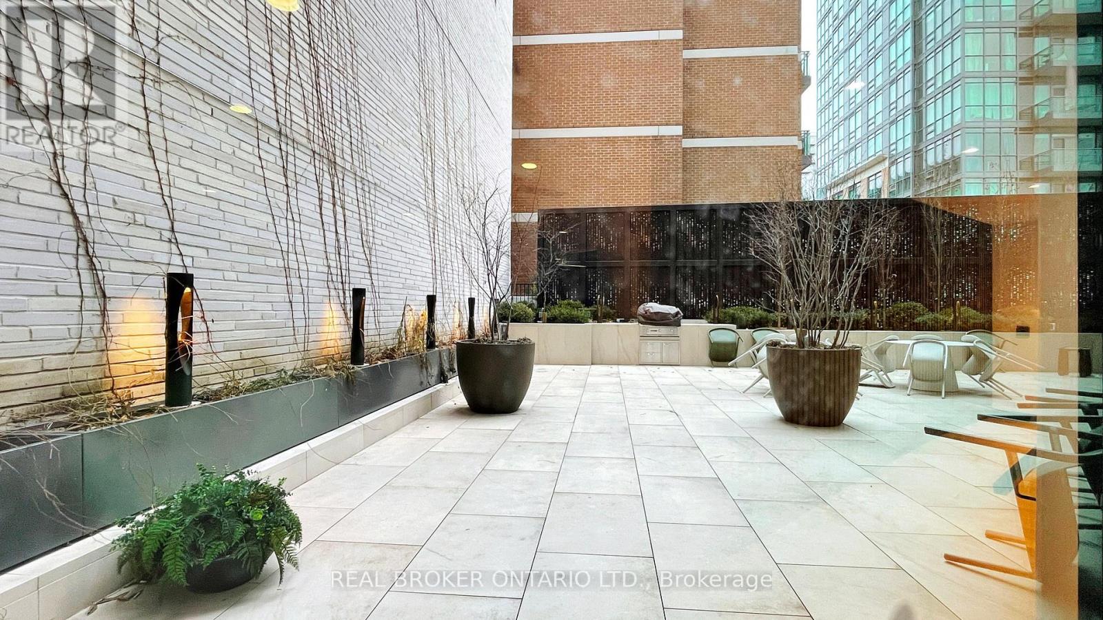 502 - 200 Sudbury Street, Toronto, Ontario  M6J 0H1 - Photo 32 - C12874294