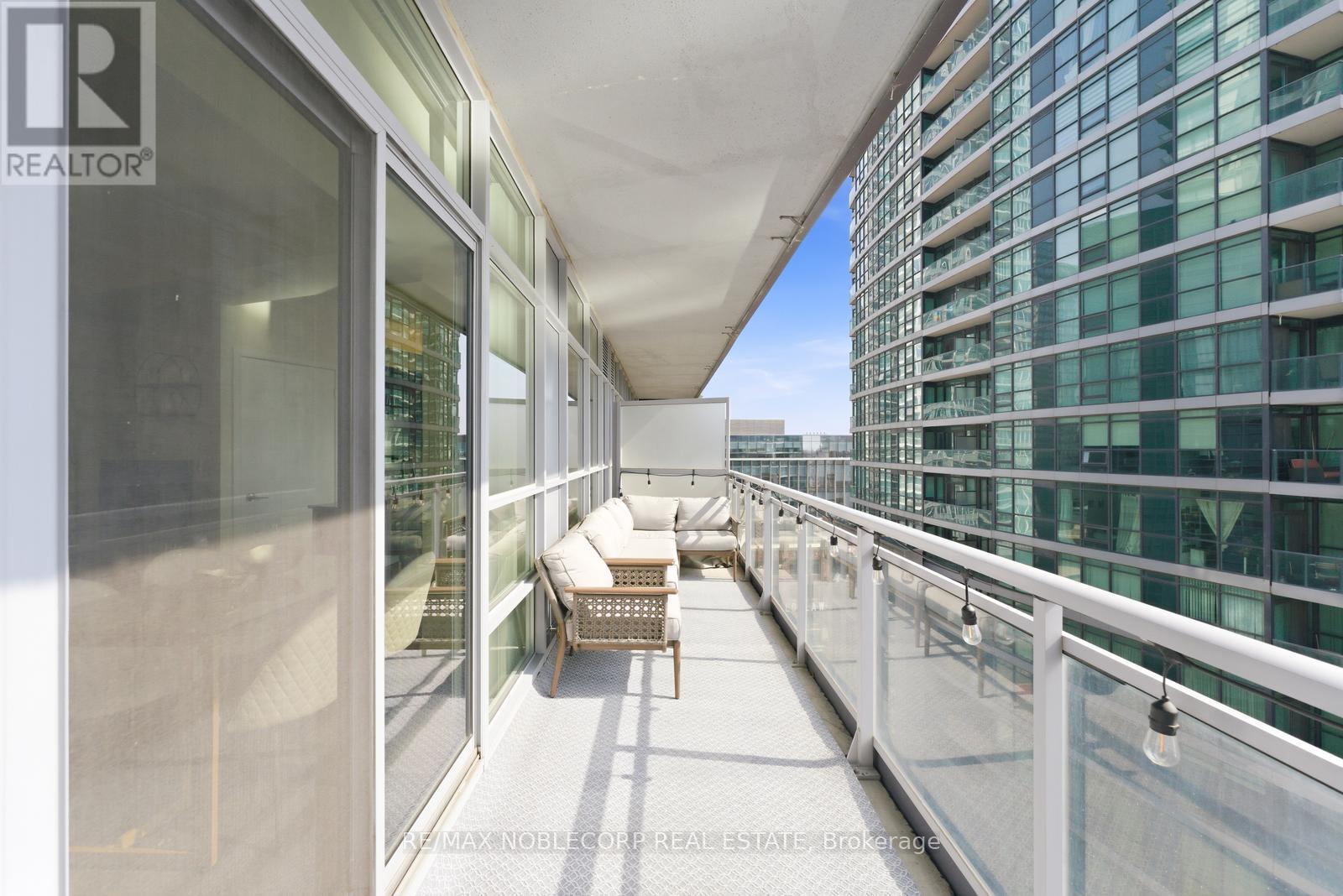 1106 - 15 Bruyeres Mews, Toronto, Ontario  M5V 0A7 - Photo 26 - C12874304