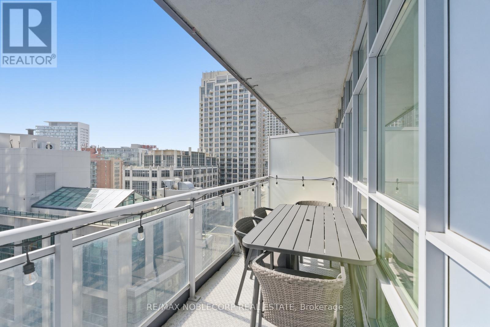 1106 - 15 Bruyeres Mews, Toronto, Ontario  M5V 0A7 - Photo 30 - C12874304