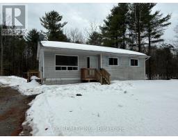 317 LOWER OAK LEAF ROAD, Leeds and the Thousand Islands, Ontario