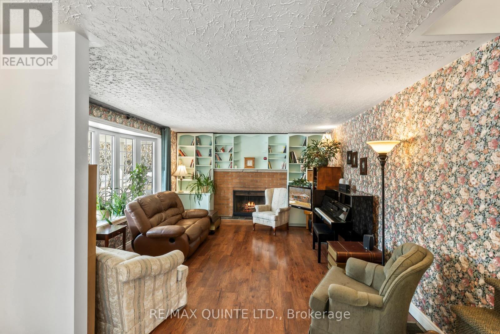 966 Glen Miller Road, Quinte West, Ontario  K8V 0B9 - Photo 7 - X12874336