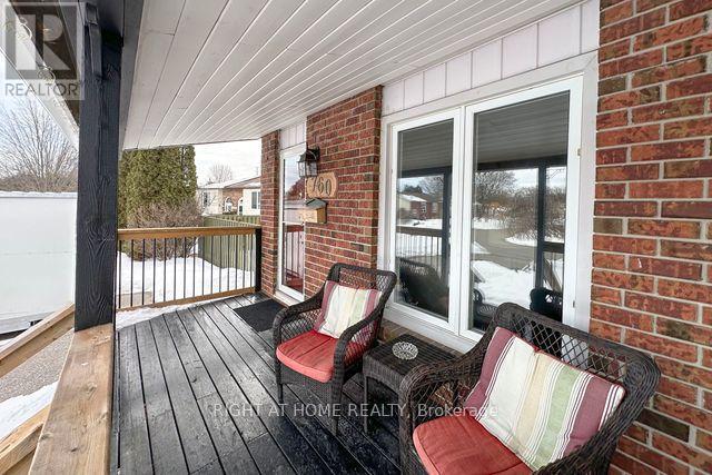 760 Cricklewood Drive N, Oshawa (Pinecrest), Ontario  L1K 1R6 - Photo 5 - E12874204