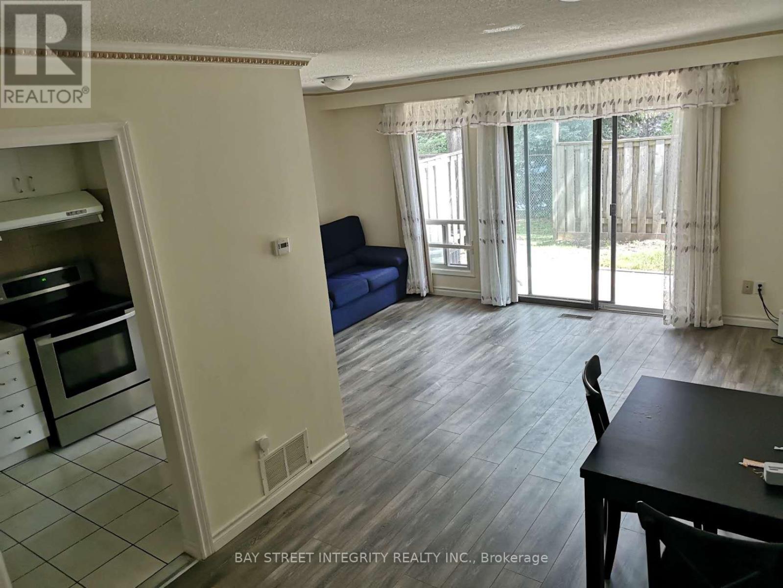 139 - 1131 Sandhurst Circle, Toronto (Agincourt North), Ontario  M1V 1V5 - Photo 3 - E12874220