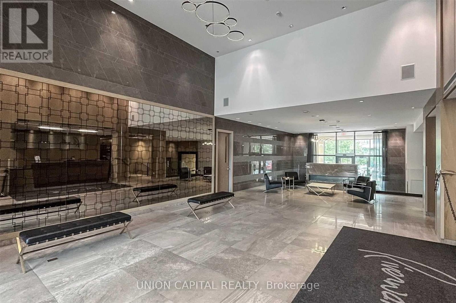 709 - 28 Uptown Drive, Markham, Ontario  L3R 5M8 - Photo 2 - N12874226