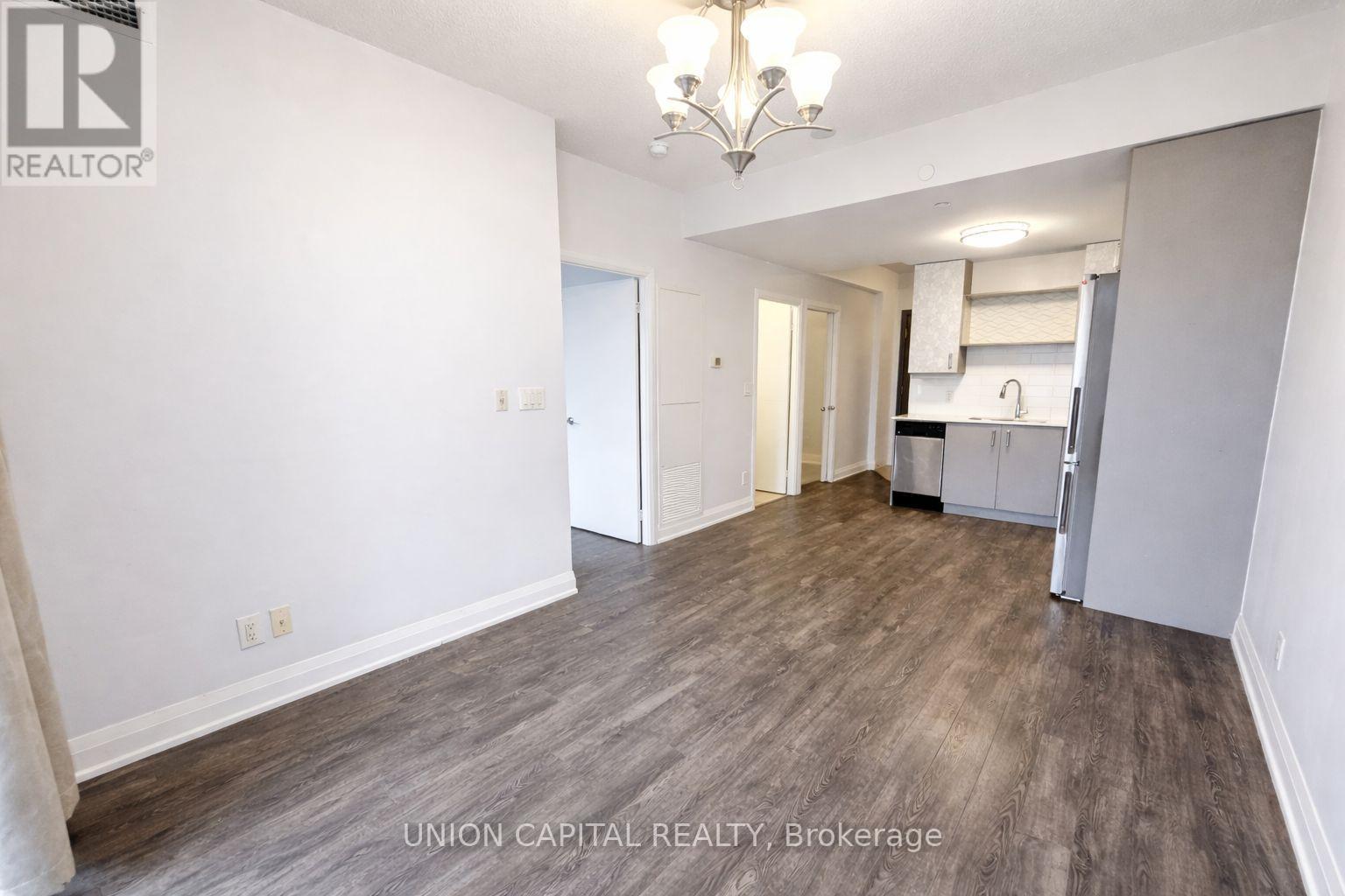 709 - 28 Uptown Drive, Markham, Ontario  L3R 5M8 - Photo 8 - N12874226