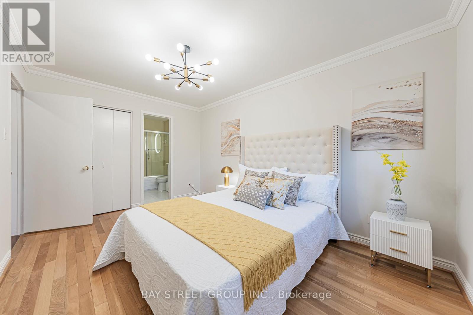 4 Sir Brandiles Place, Markham, Ontario  L3P 2Z5 - Photo 17 - N12874266