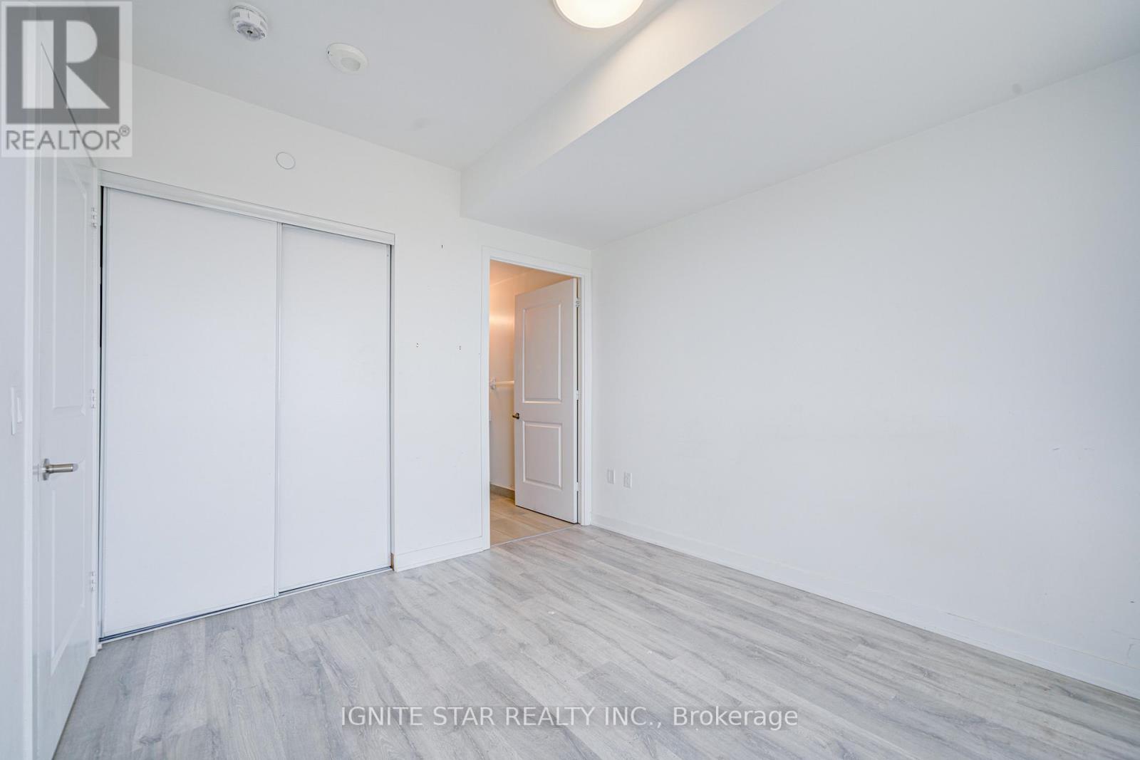 1508 - 4655 Metcalfe Avenue, Mississauga, Ontario  L5M 0Z7 - Photo 18 - W12874210