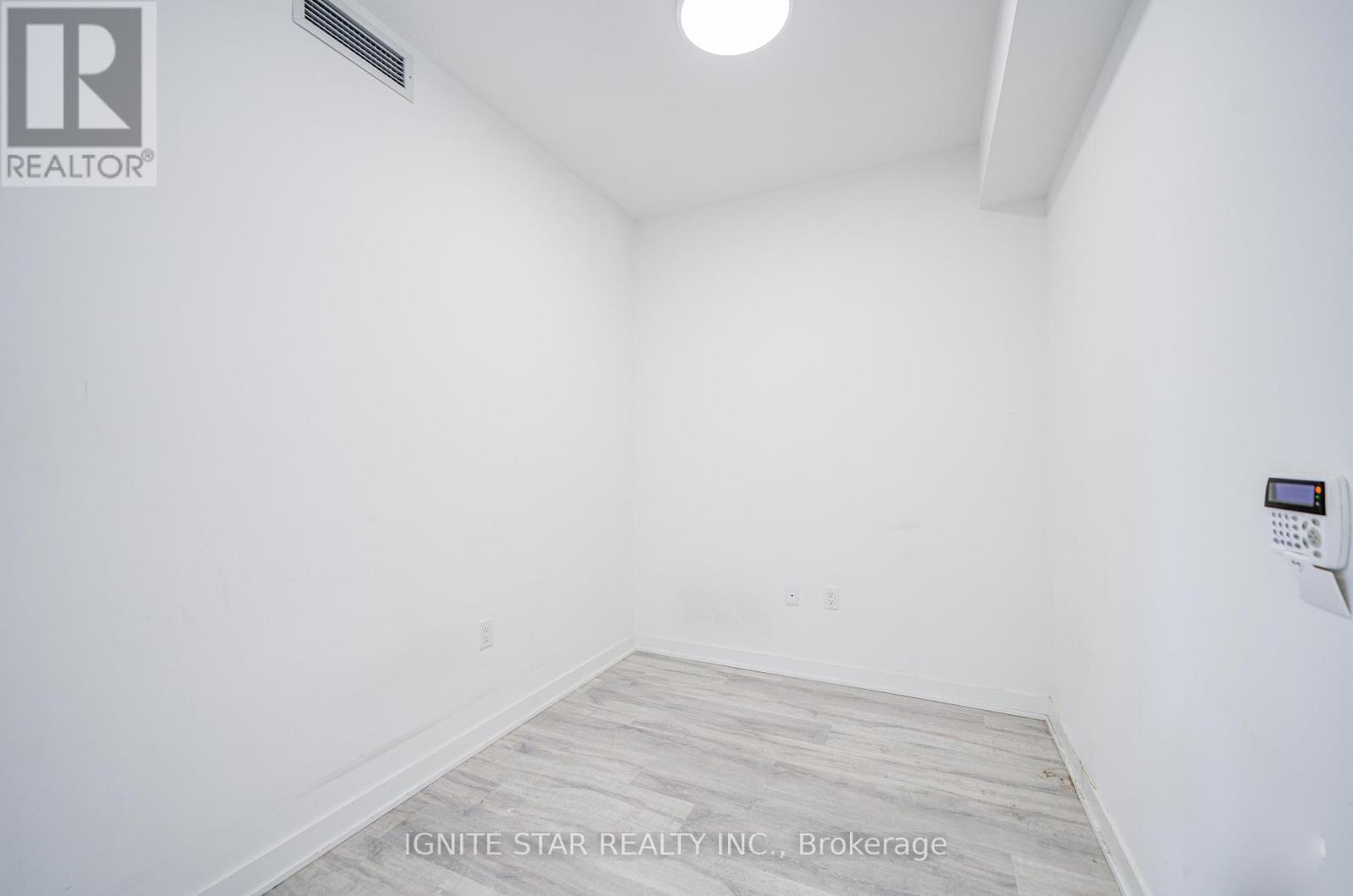 1508 - 4655 Metcalfe Avenue, Mississauga, Ontario  L5M 0Z7 - Photo 20 - W12874210