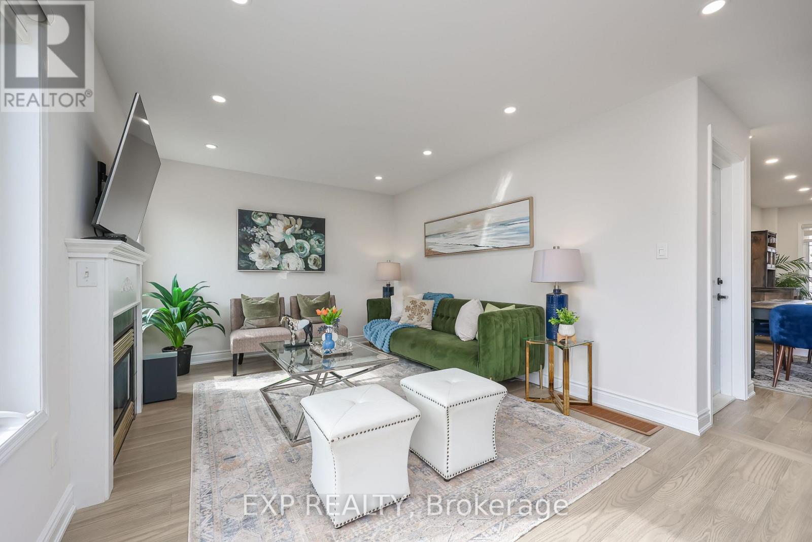 2210 Fairmount Drive, Oakville, Ontario  L6M 5J5 - Photo 11 - W12874244