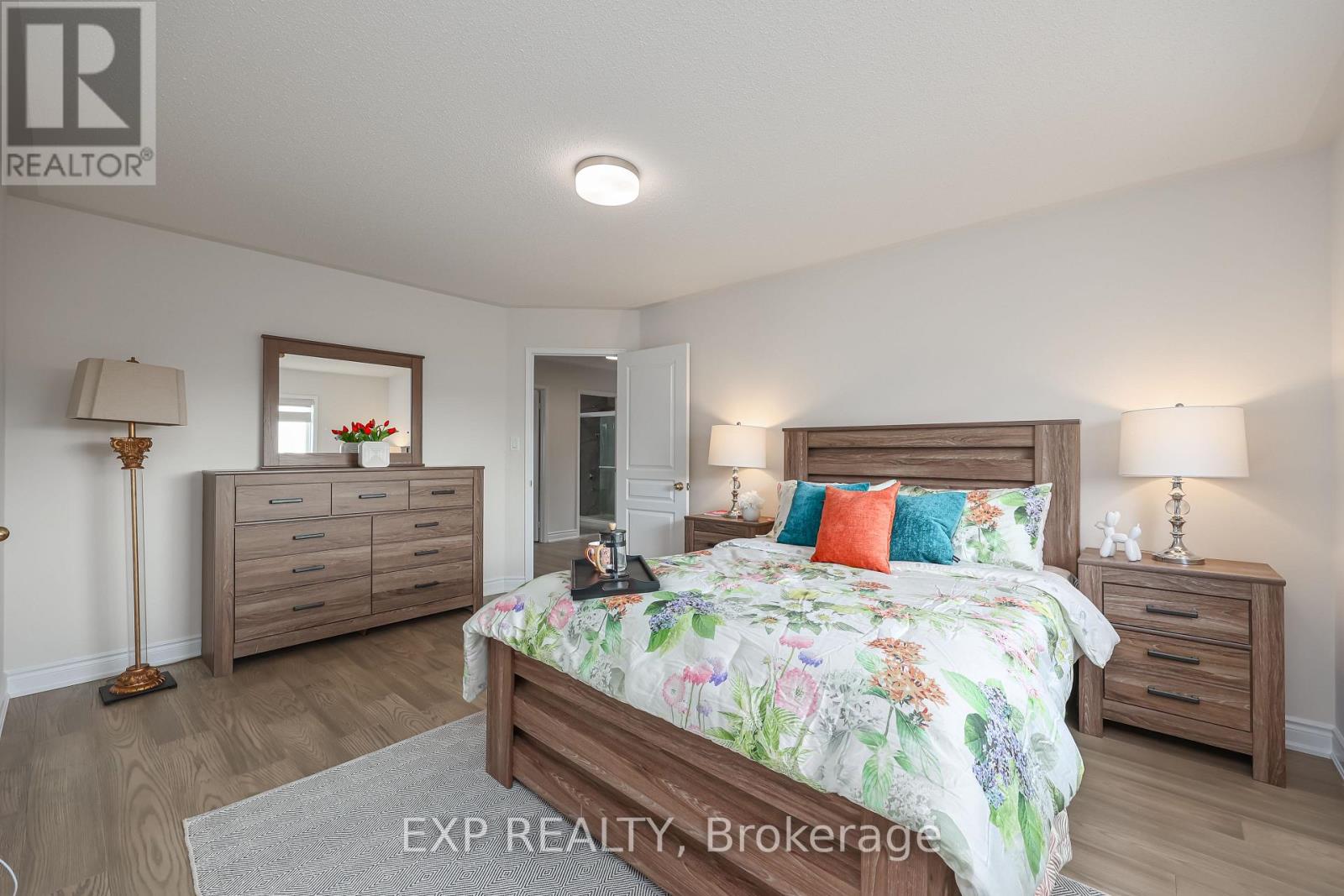 2210 Fairmount Drive, Oakville, Ontario  L6M 5J5 - Photo 25 - W12874244