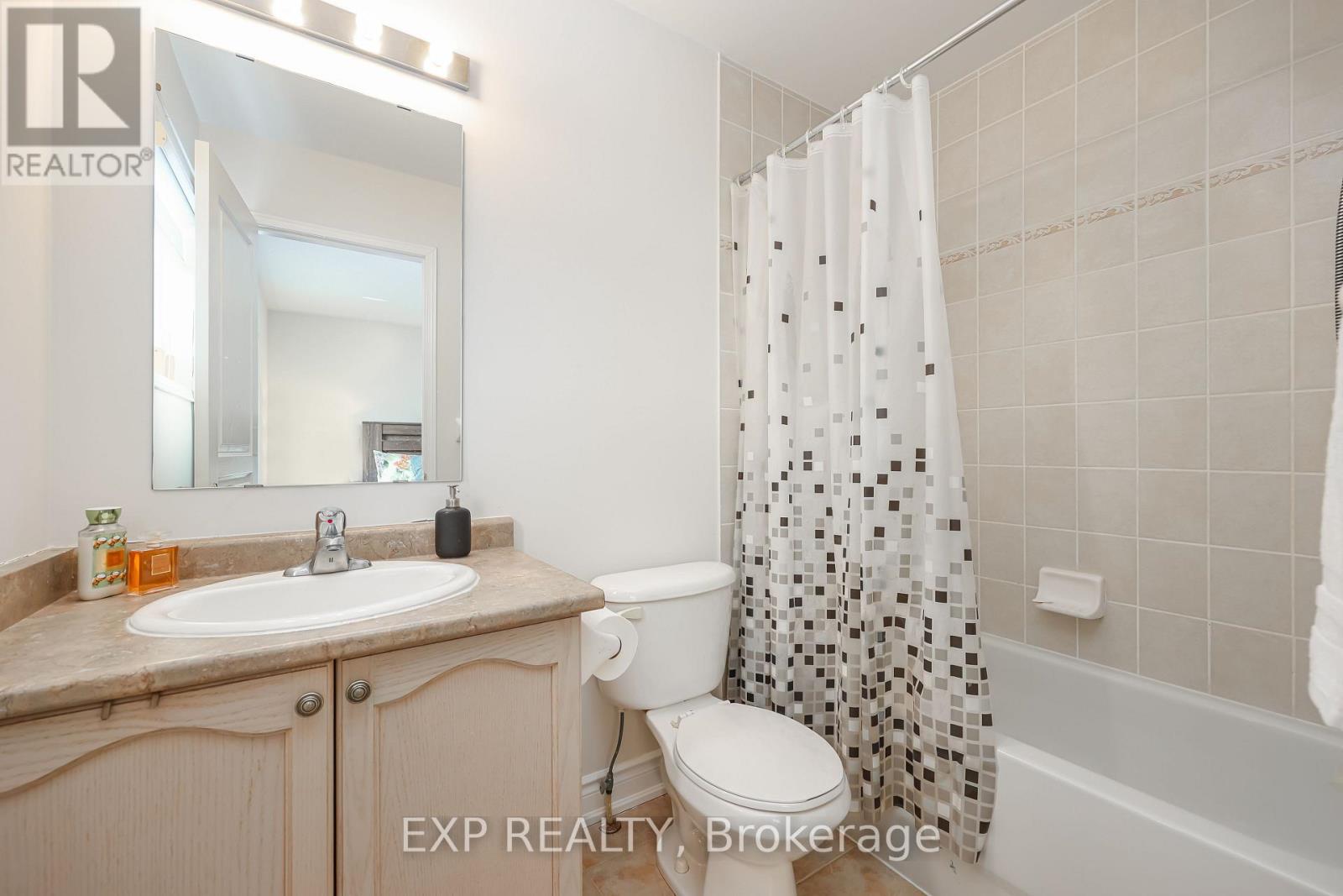 2210 Fairmount Drive, Oakville, Ontario  L6M 5J5 - Photo 26 - W12874244
