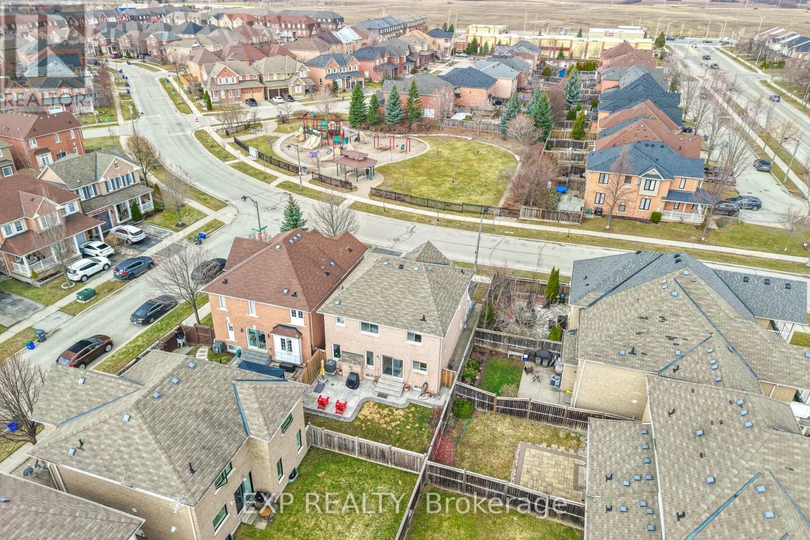 2210 Fairmount Drive, Oakville, Ontario  L6M 5J5 - Photo 49 - W12874244