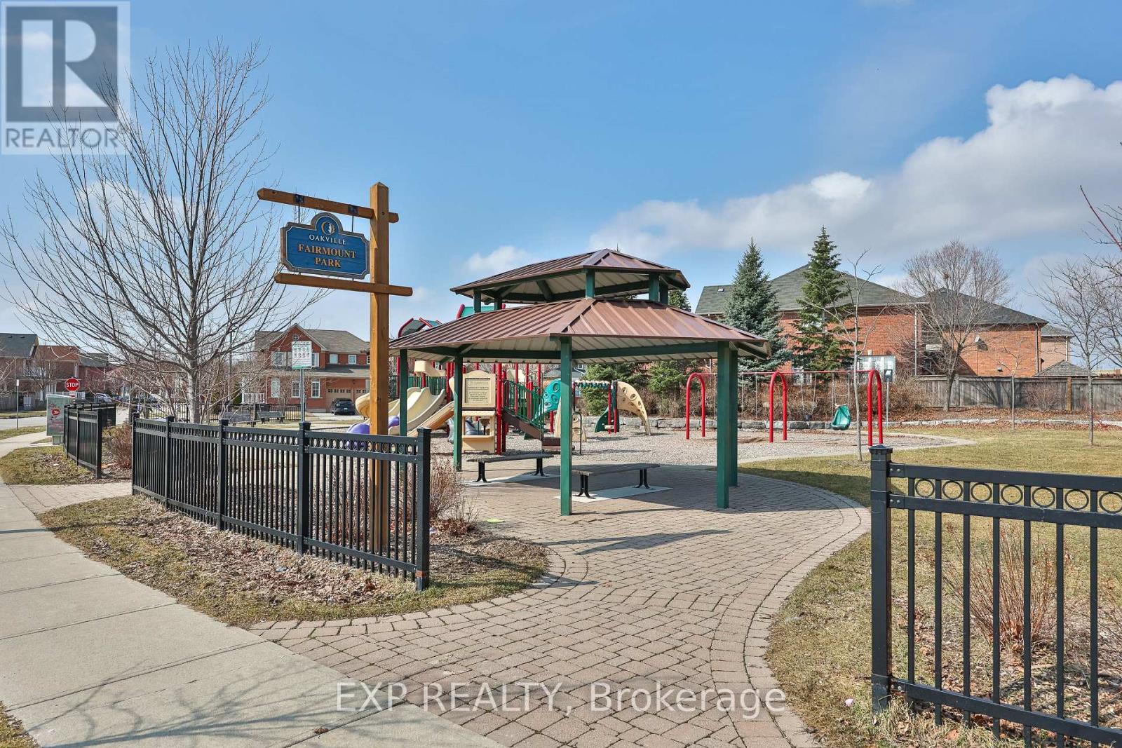 2210 Fairmount Drive, Oakville, Ontario  L6M 5J5 - Photo 50 - W12874244