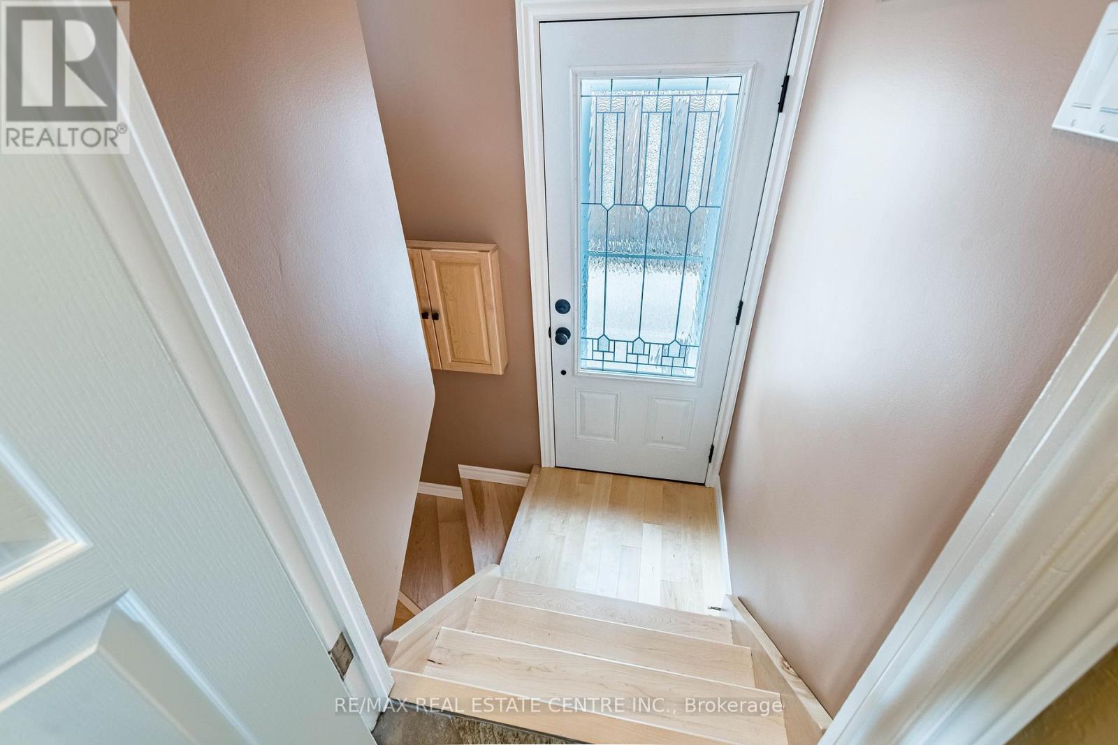 37 Maple Avenue N, Mississauga, Ontario  L5H 2S1 - Photo 19 - W12874264