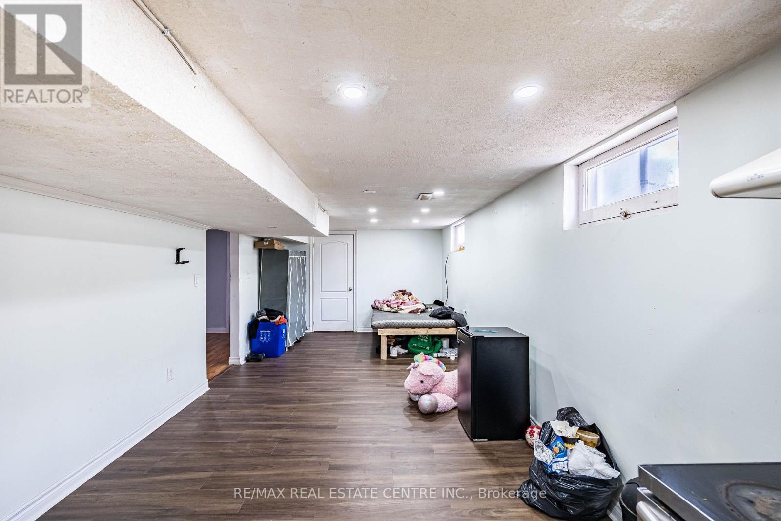 18 Northwood Drive, Brampton, Ontario  L6X 2L2 - Photo 28 - W12874268