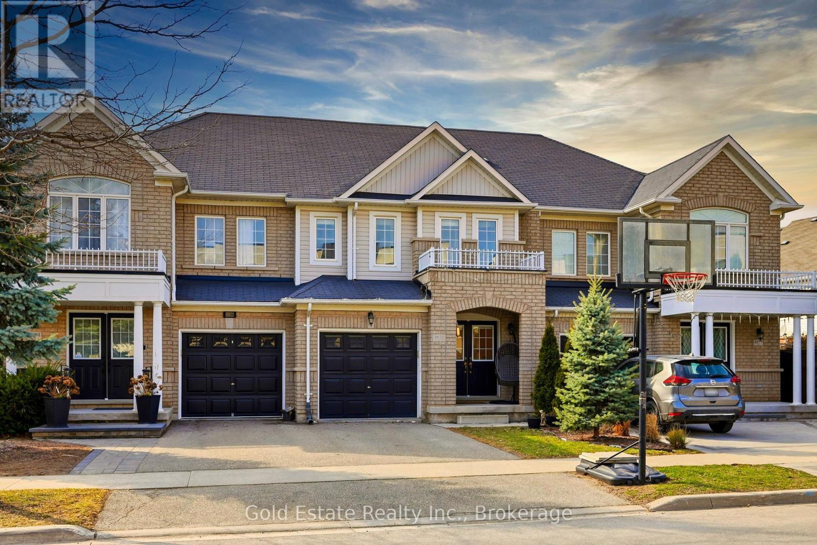 4875 VALERA ROAD, Burlington, Ontario