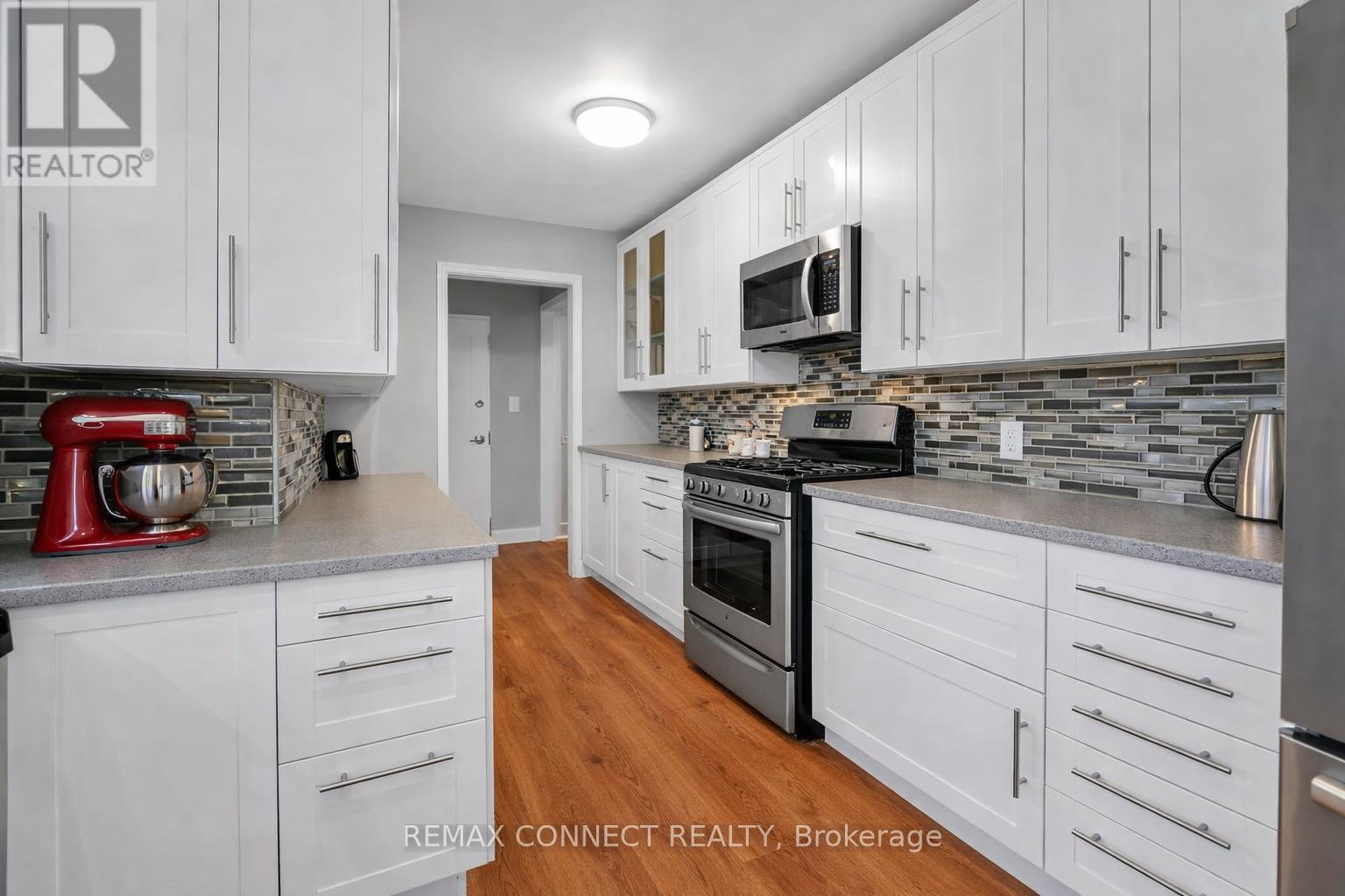 6 Ranson Place, London North, Ontario  N6G 1V6 - Photo 12 - X12874286