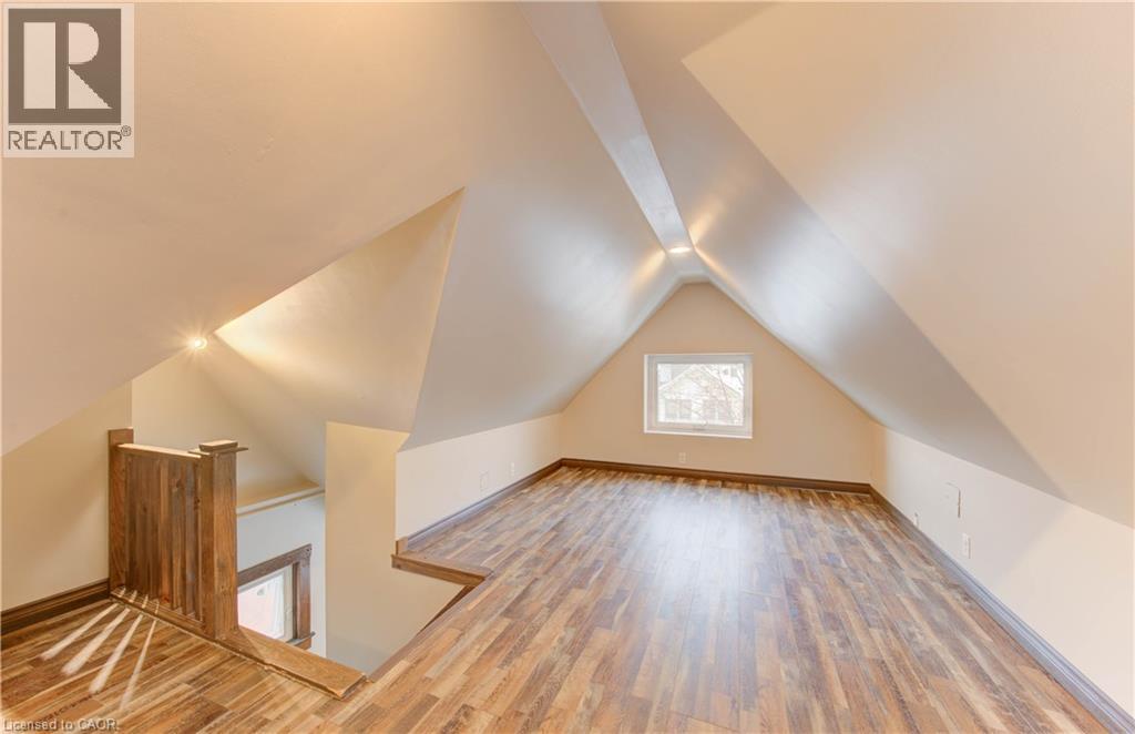 19 Fairview Avenue, Kitchener, Ontario  N2H 3E7 - Photo 15 - 40809721