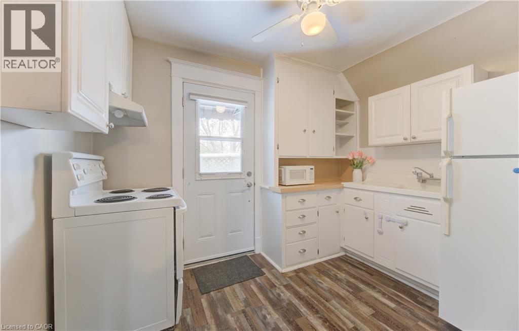 19 Fairview Avenue, Kitchener, Ontario  N2H 3E7 - Photo 22 - 40809721