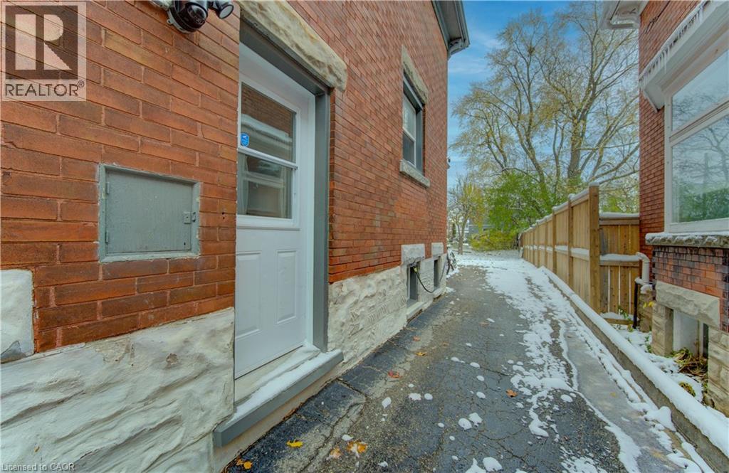 19 Fairview Avenue, Kitchener, Ontario  N2H 3E7 - Photo 27 - 40809721