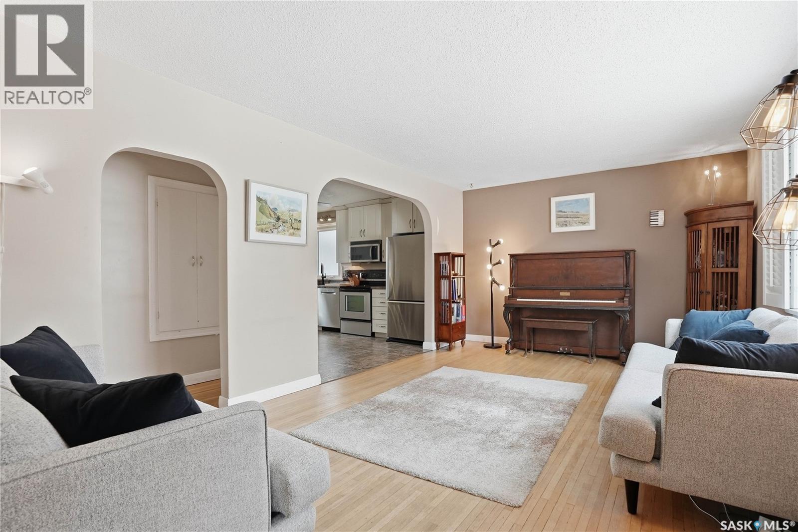 1024 6th Street E, Saskatoon, Saskatchewan  S7H 1E2 - Photo 4 - SK030230