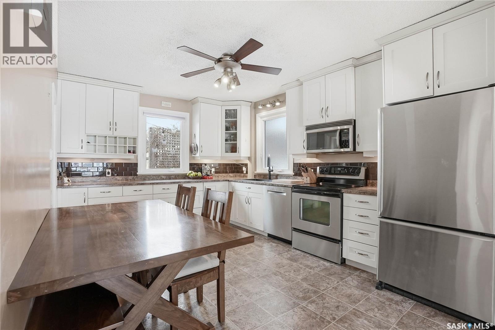 1024 6th Street E, Saskatoon, Saskatchewan  S7H 1E2 - Photo 8 - SK030230