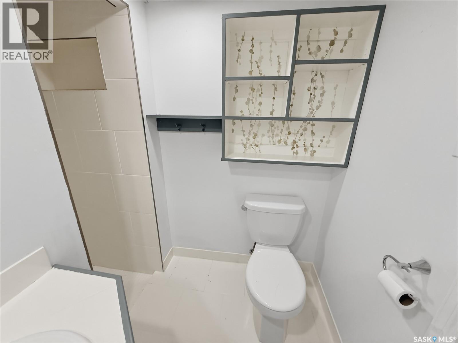 240 4th Avenue Ne, Swift Current, Saskatchewan  S9H 2J5 - Photo 22 - SK030159