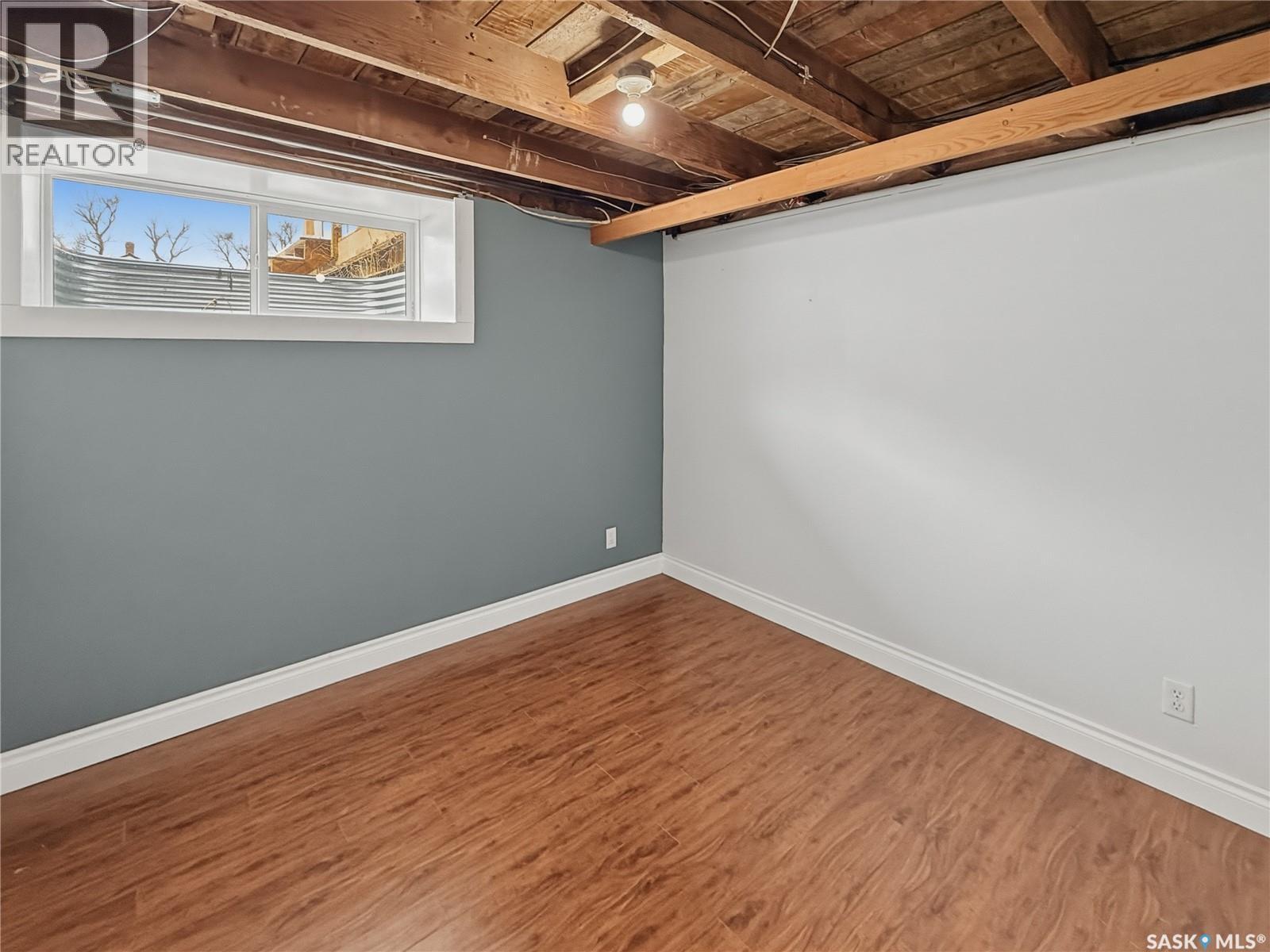 240 4th Avenue Ne, Swift Current, Saskatchewan  S9H 2J5 - Photo 23 - SK030159