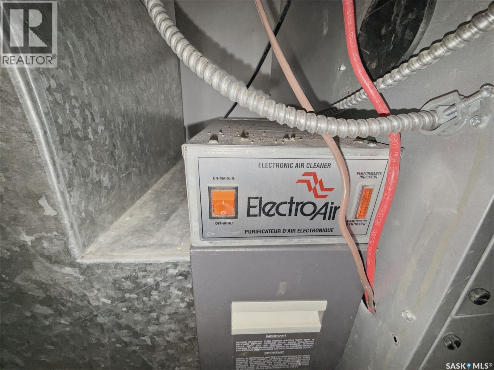 240 4th Avenue Ne, Swift Current, Saskatchewan  S9H 2J5 - Photo 25 - SK030159