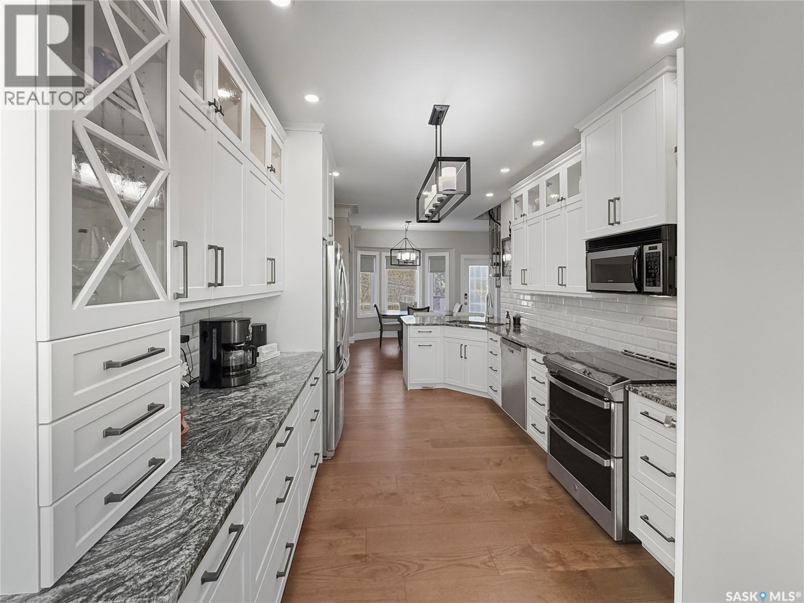 821 Wallman Place, Swift Current, Saskatchewan  S9H 5C1 - Photo 5 - SK030103