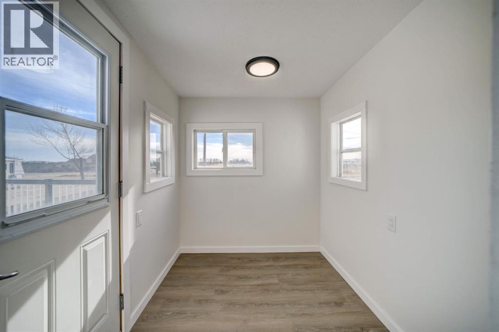 319 Minto Street, Granum, Alberta  T0L 1A0 - Photo 25 - A2285997