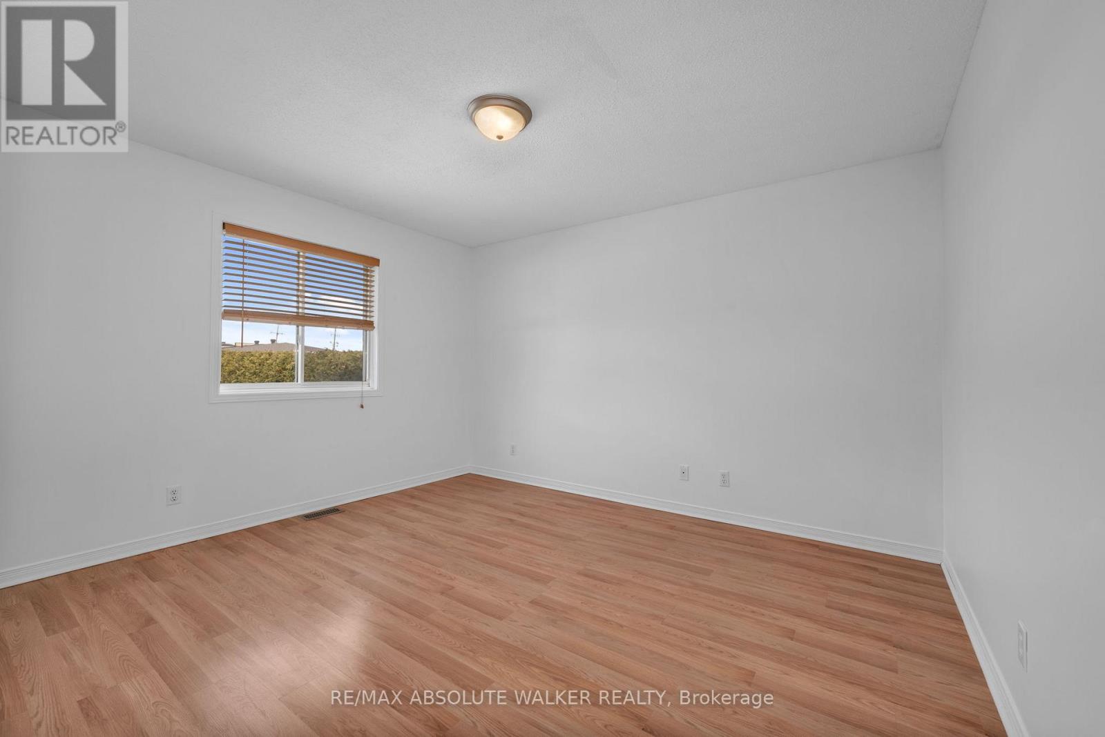 2846 Valerie Place, Clarence-Rockland, Ontario  K4K 1R3 - Photo 12 - X12874350