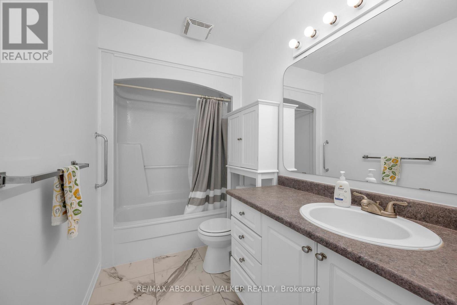 2846 Valerie Place, Clarence-Rockland, Ontario  K4K 1R3 - Photo 15 - X12874350