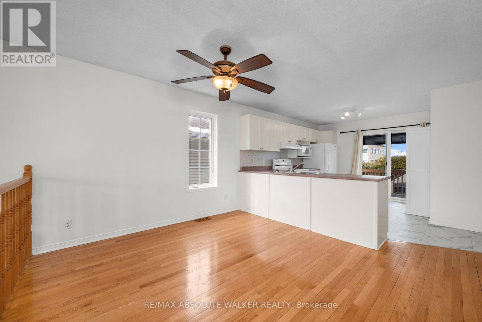 2846 Valerie Place, Clarence-Rockland, Ontario  K4K 1R3 - Photo 8 - X12874350