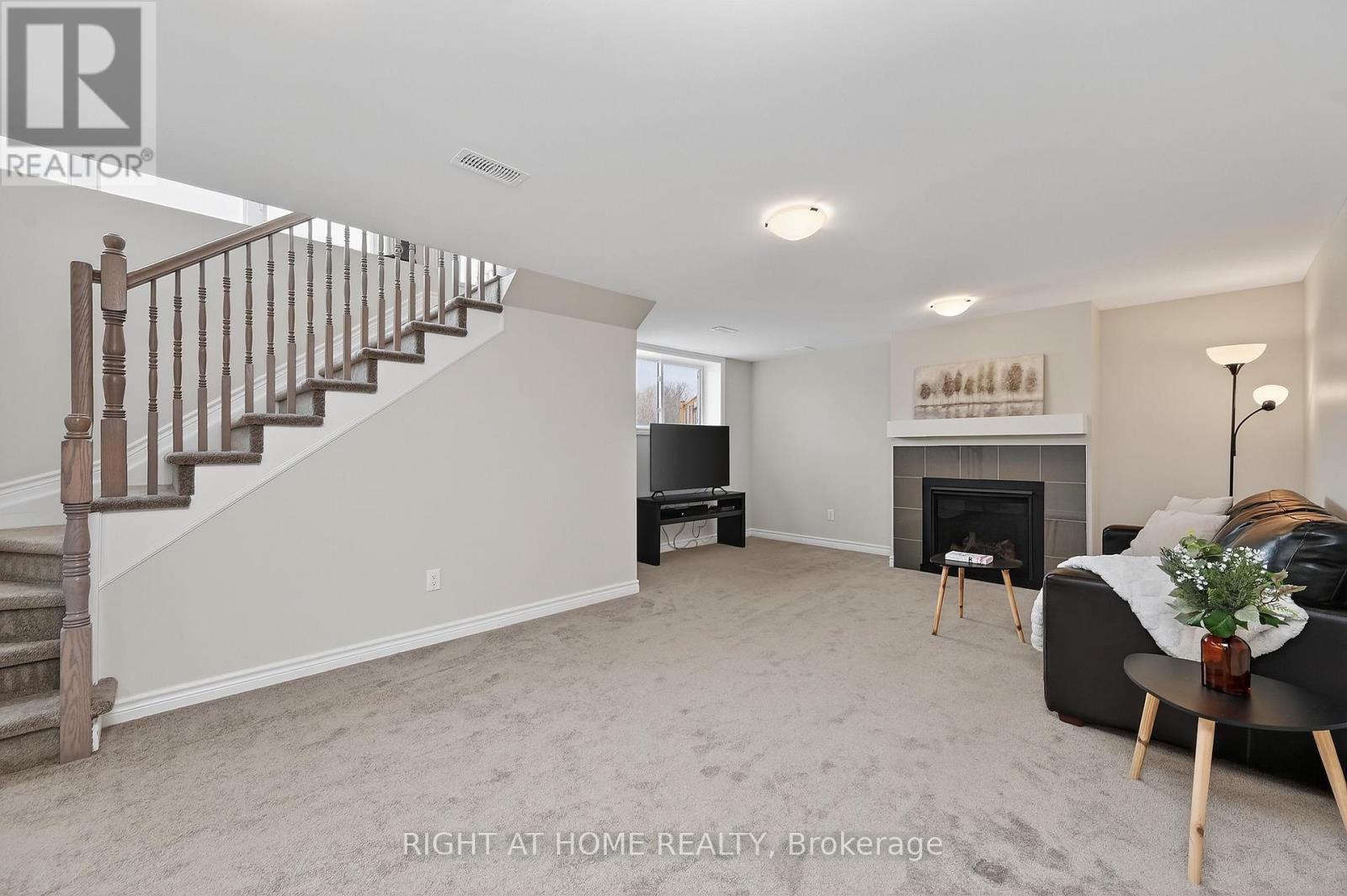 950 Cologne Street, Russell, Ontario  K0A 1W0 - Photo 26 - X12874364