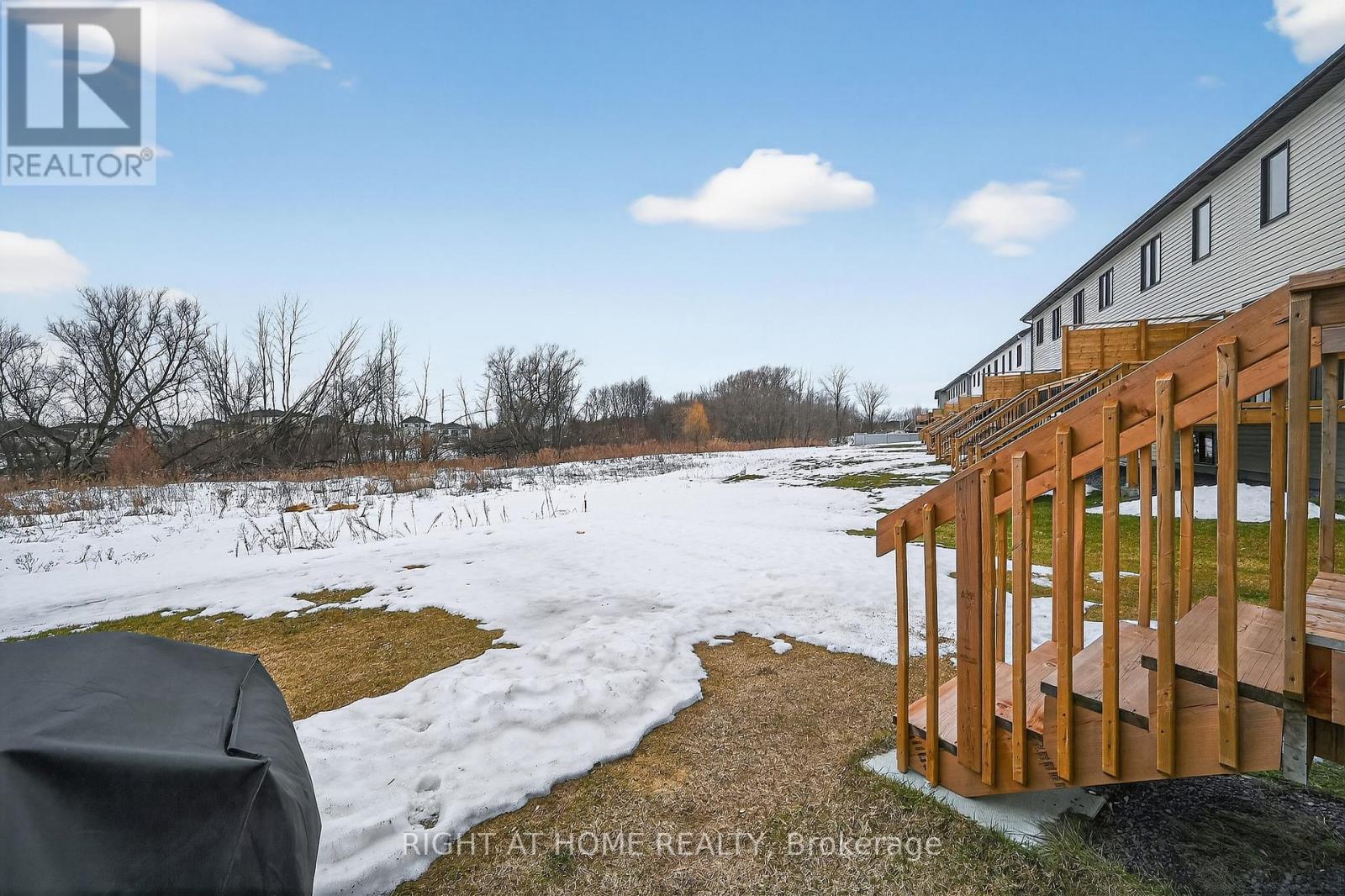 950 Cologne Street, Russell, Ontario  K0A 1W0 - Photo 29 - X12874364