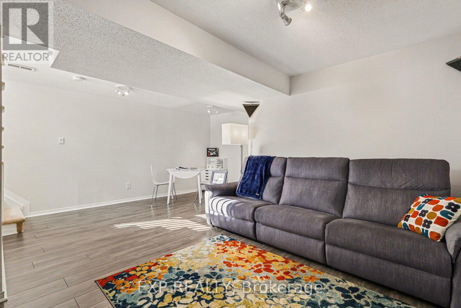 1548 Stojko Street, Ottawa, Ontario  K4A 4A1 - Photo 27 - X12874384