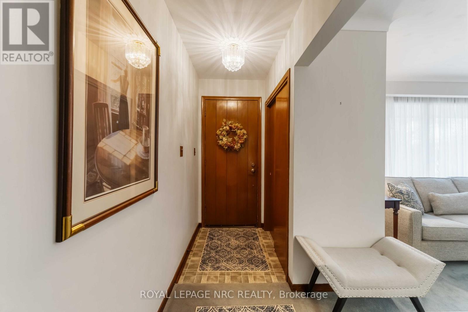 30 Armour Drive, Welland, Ontario  L3C 2N8 - Photo 10 - X12874338