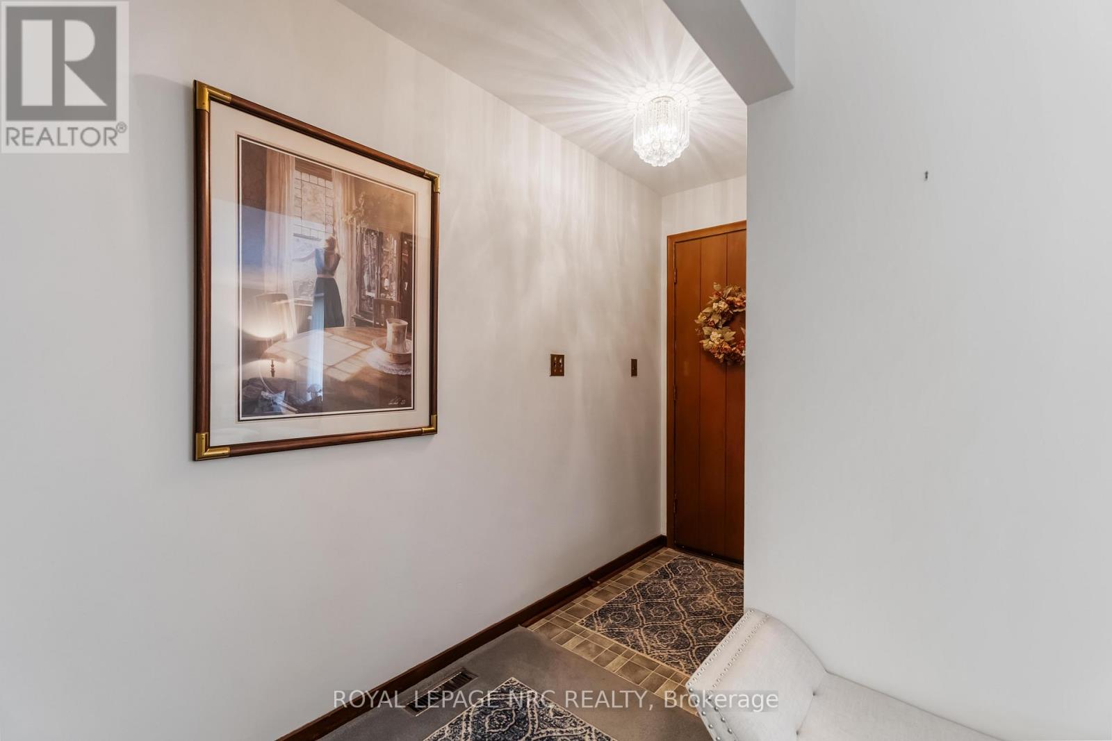 30 Armour Drive, Welland, Ontario  L3C 2N8 - Photo 11 - X12874338