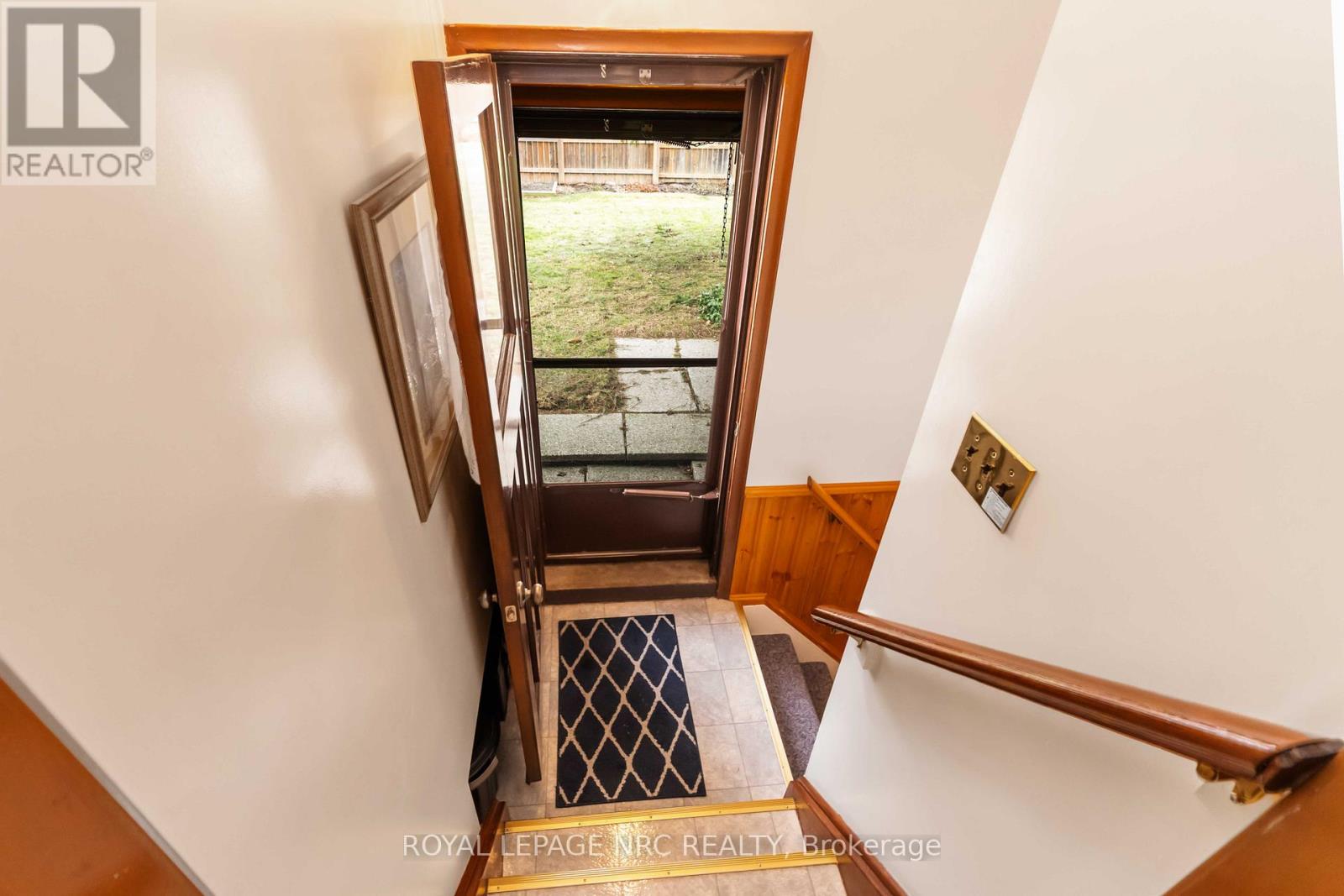 30 Armour Drive, Welland, Ontario  L3C 2N8 - Photo 32 - X12874338