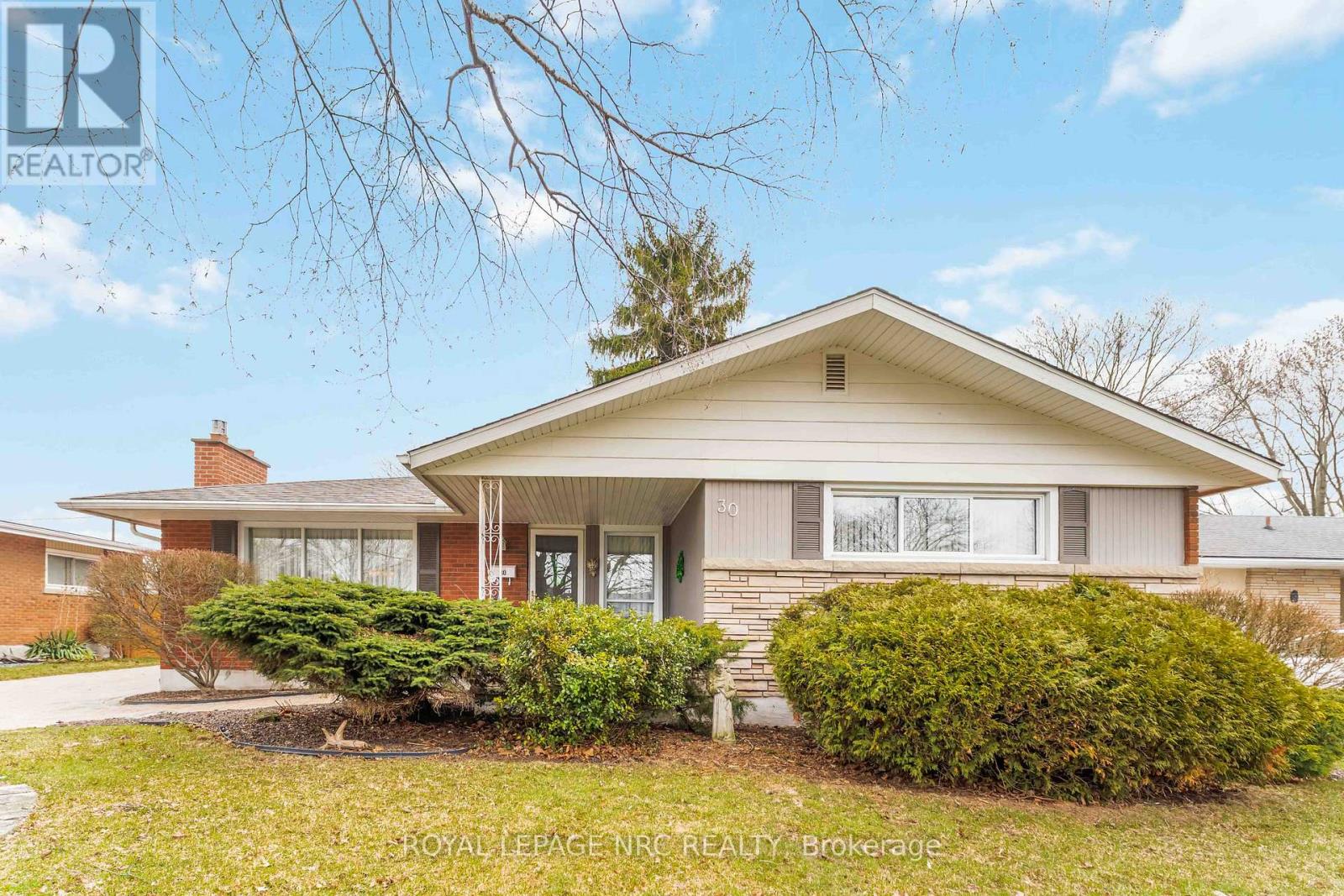 30 Armour Drive, Welland, Ontario  L3C 2N8 - Photo 6 - X12874338