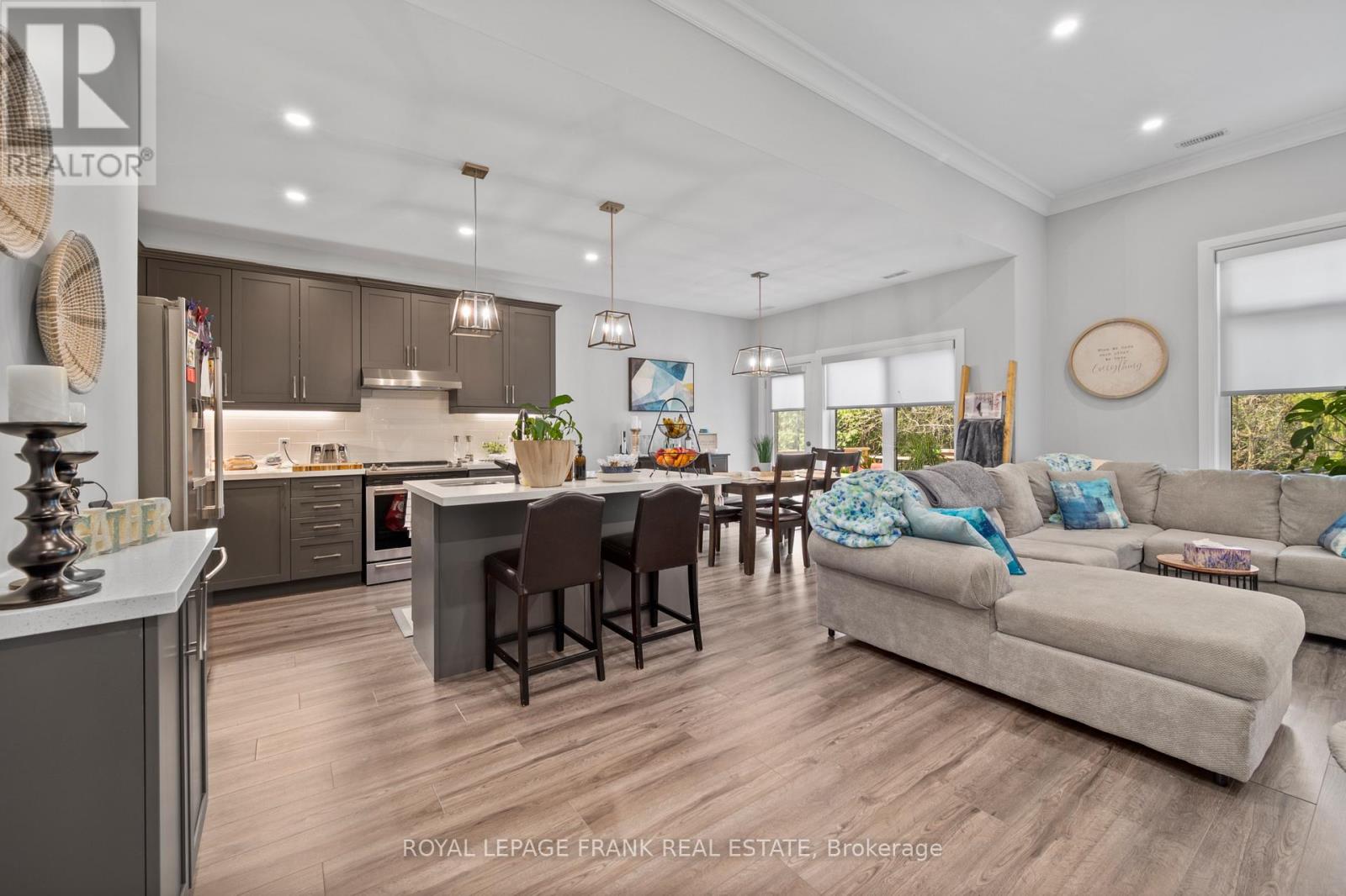 Lorem Ipsum Dolor S, Scugog, Ontario  L9L  - Photo 2 - DEMO29460952