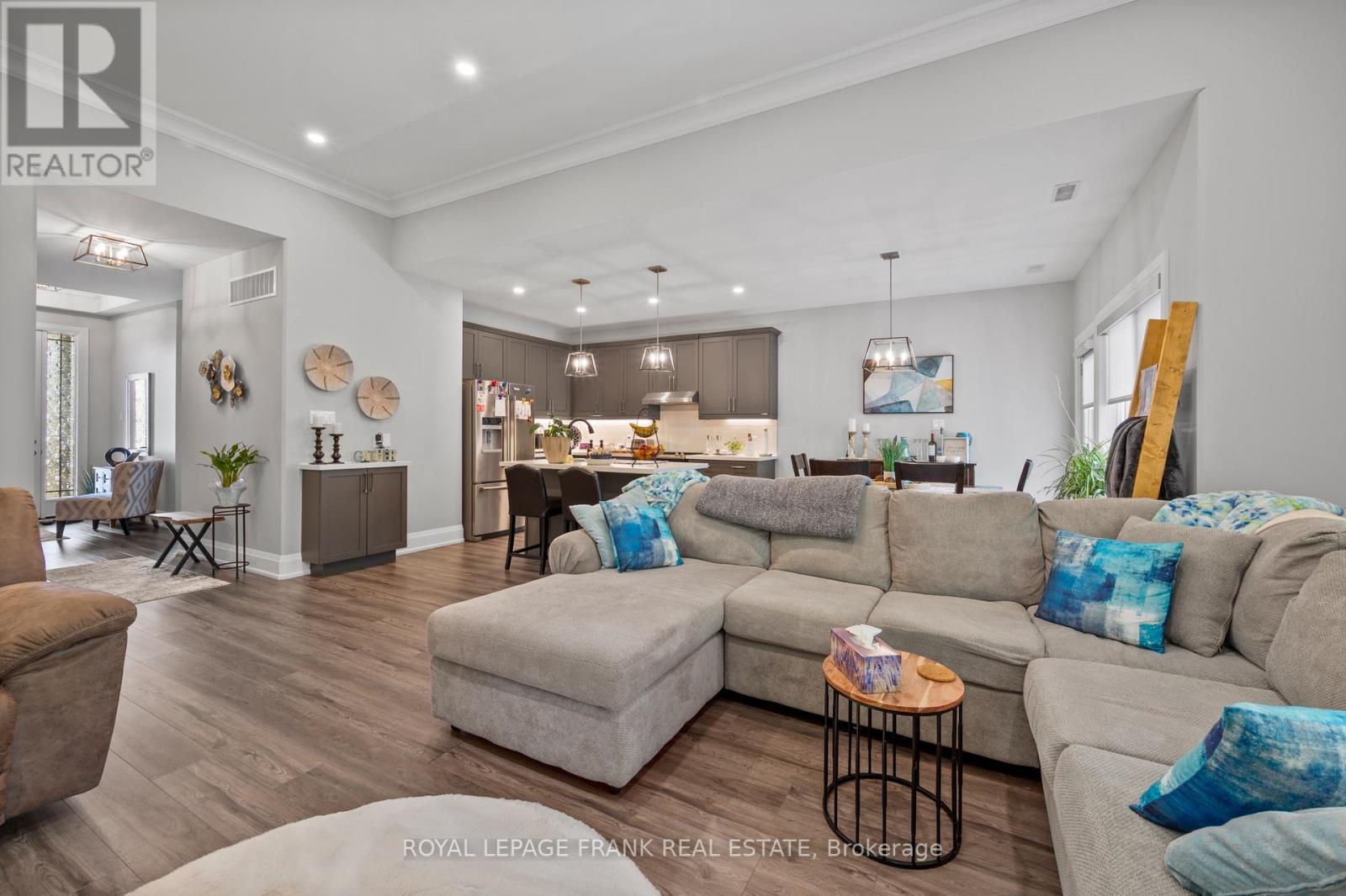 Lorem Ipsum Dolor S, Scugog, Ontario  L9L  - Photo 3 - DEMO29460952