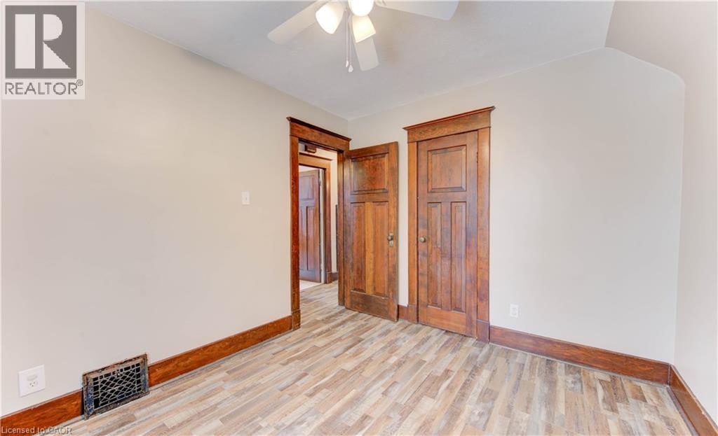 19 Fairview Avenue, Kitchener, Ontario  N2H 3E7 - Photo 24 - 40811348