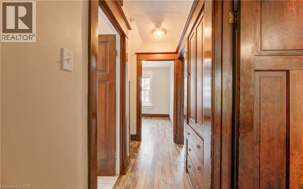 19 Fairview Avenue, Kitchener, Ontario  N2H 3E7 - Photo 28 - 40811348