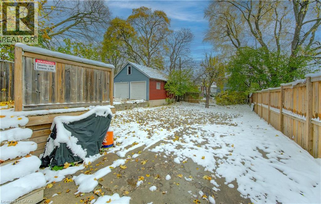 19 Fairview Avenue, Kitchener, Ontario  N2H 3E7 - Photo 31 - 40811348