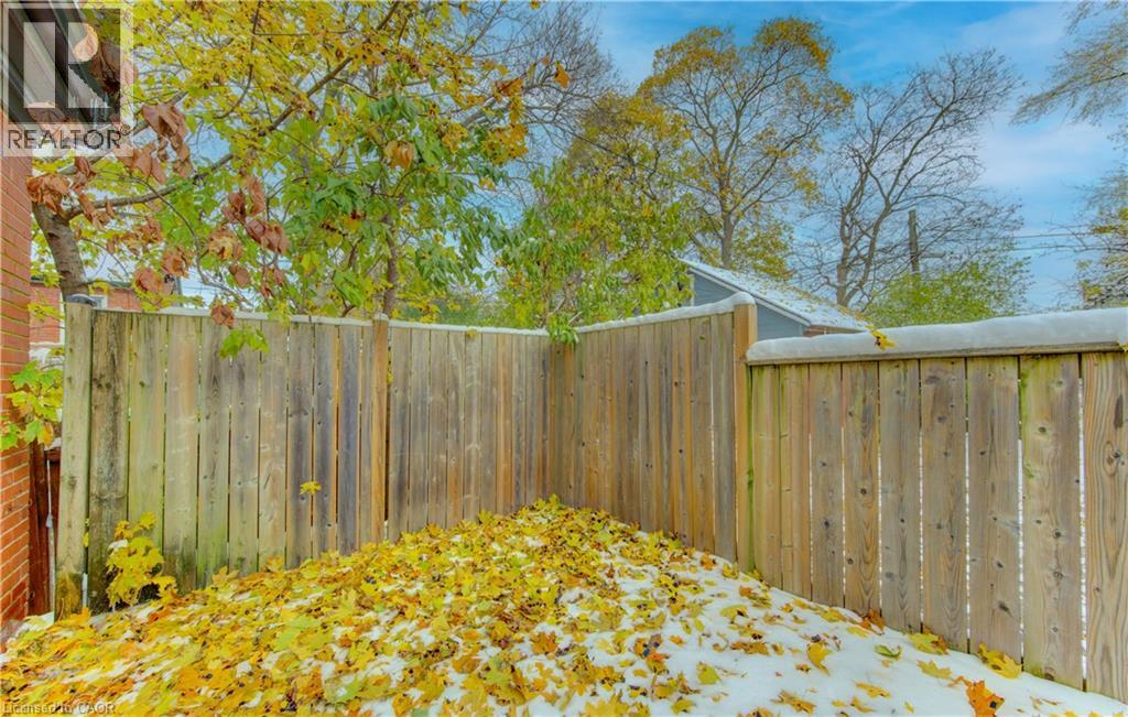 19 Fairview Avenue, Kitchener, Ontario  N2H 3E7 - Photo 33 - 40811348